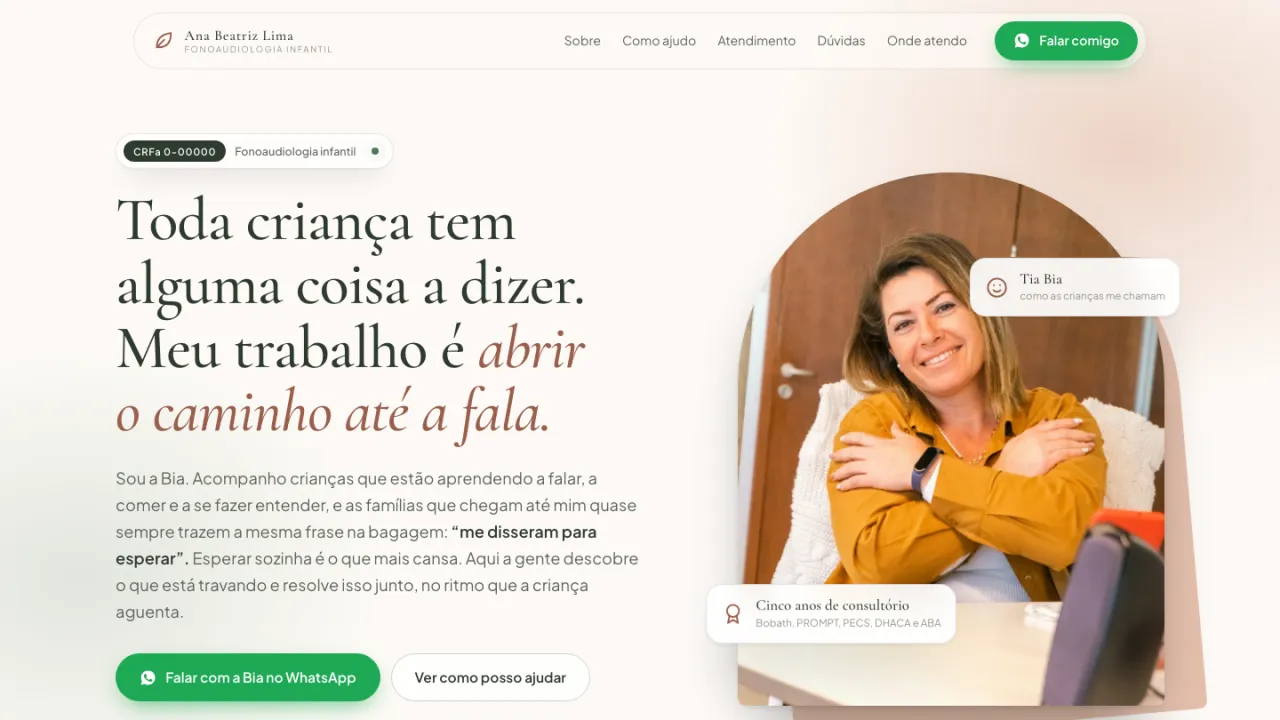 Mockup de site para fonoaudiologia infantil